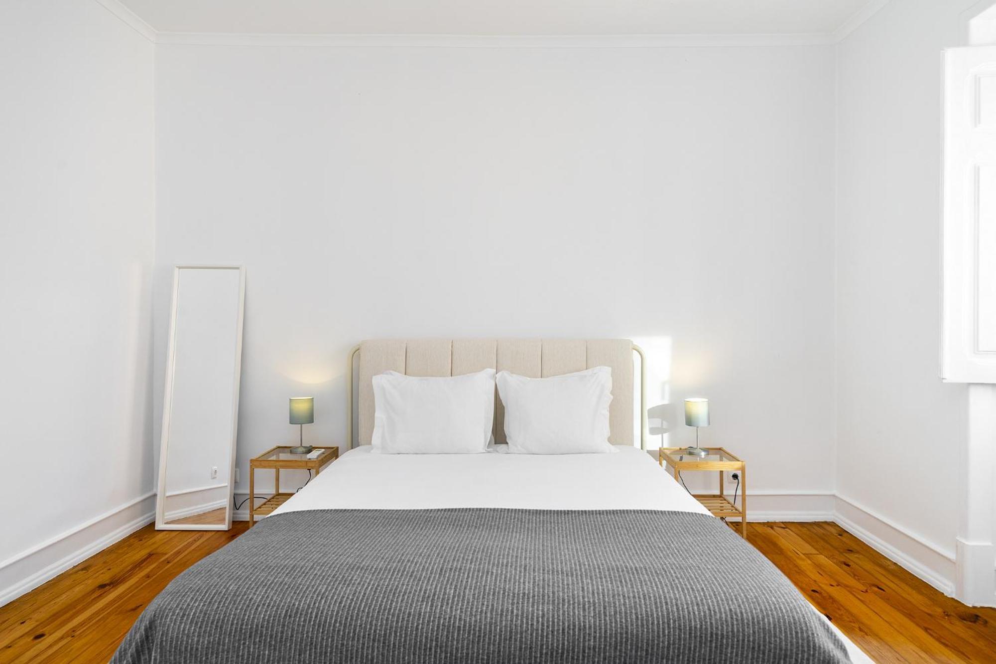 Apartment Whome Mid-term Marvel: Your Away From *
