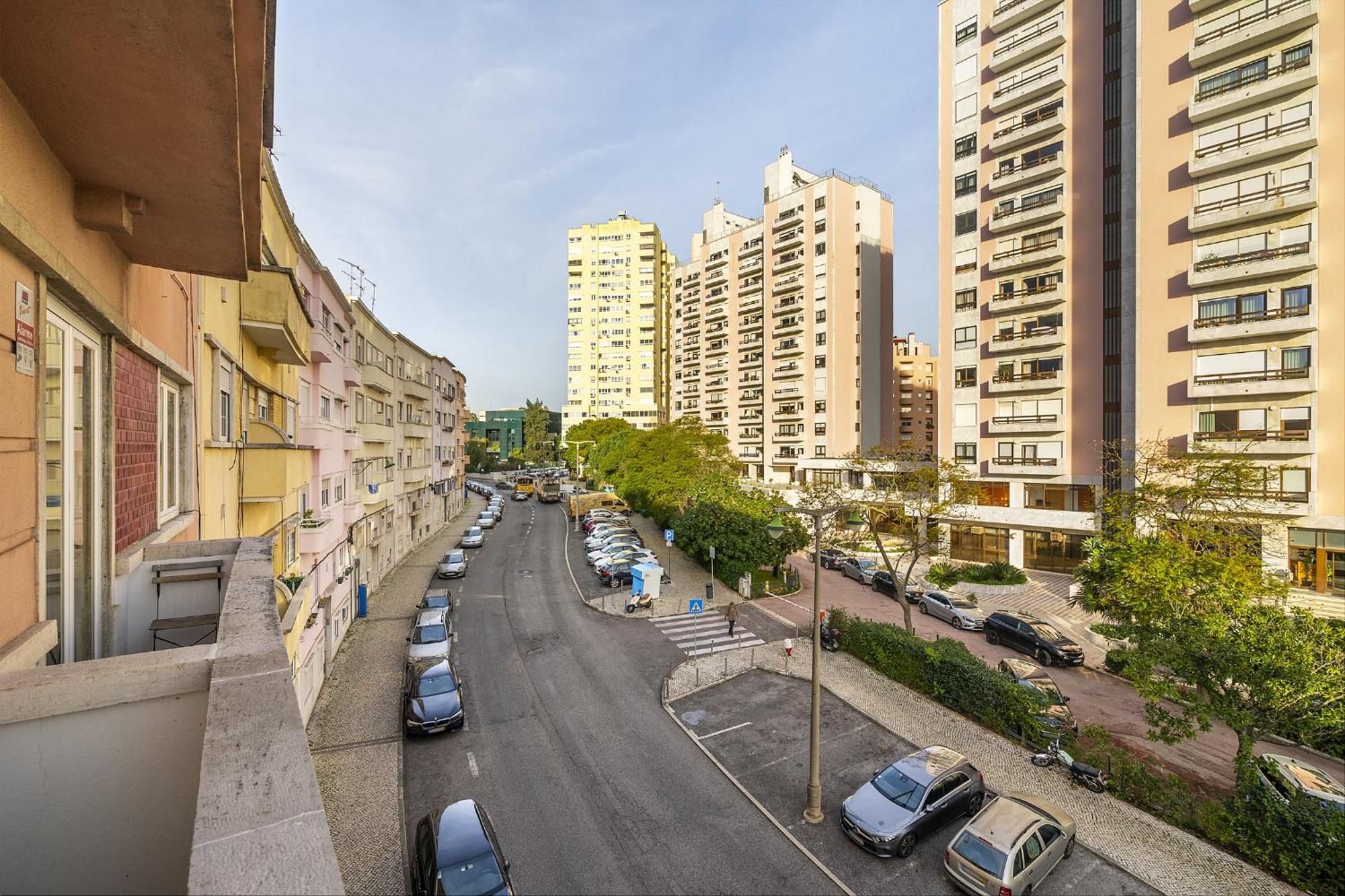 Apartment Whome Mid-term Marvel: Your Away From Lissabon